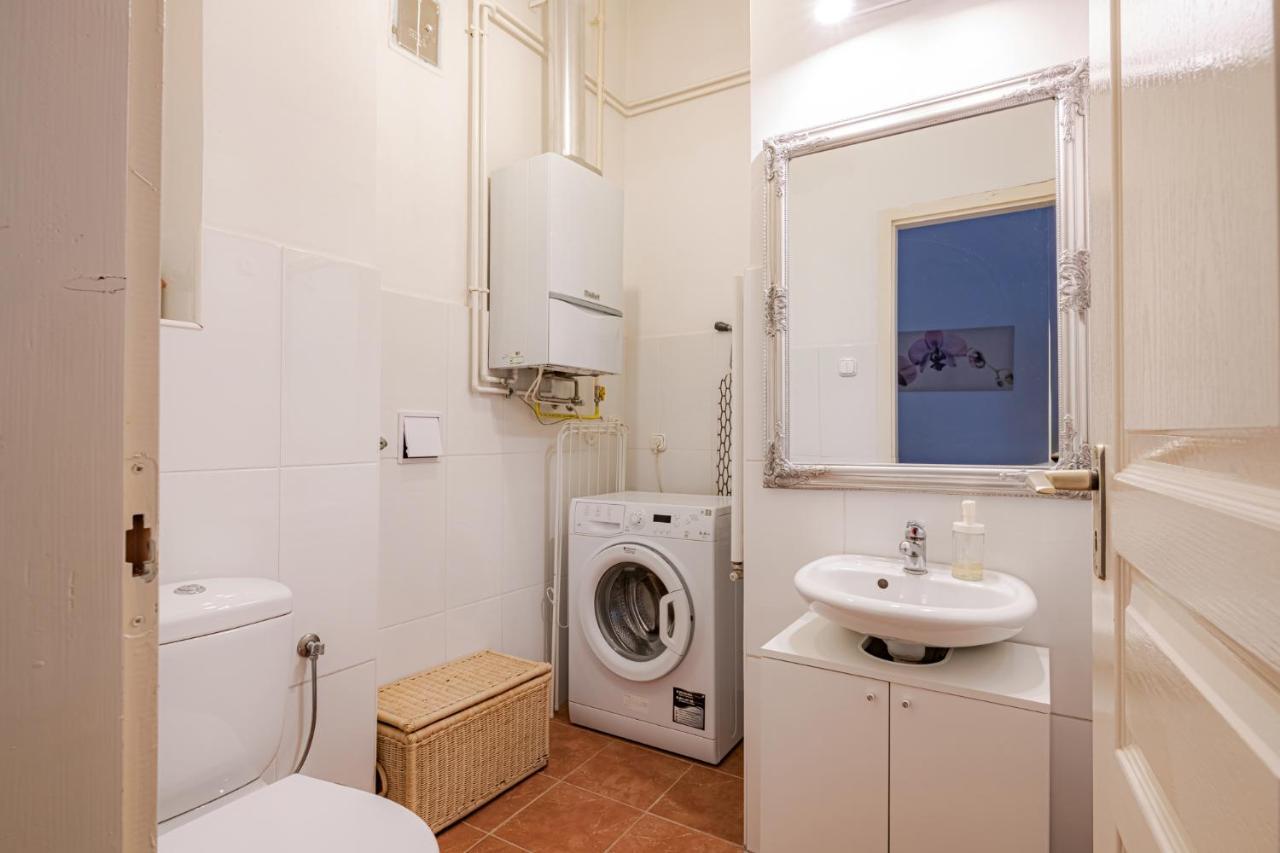 Vintage Home Next To Central Market Hall Budapest Luaran gambar