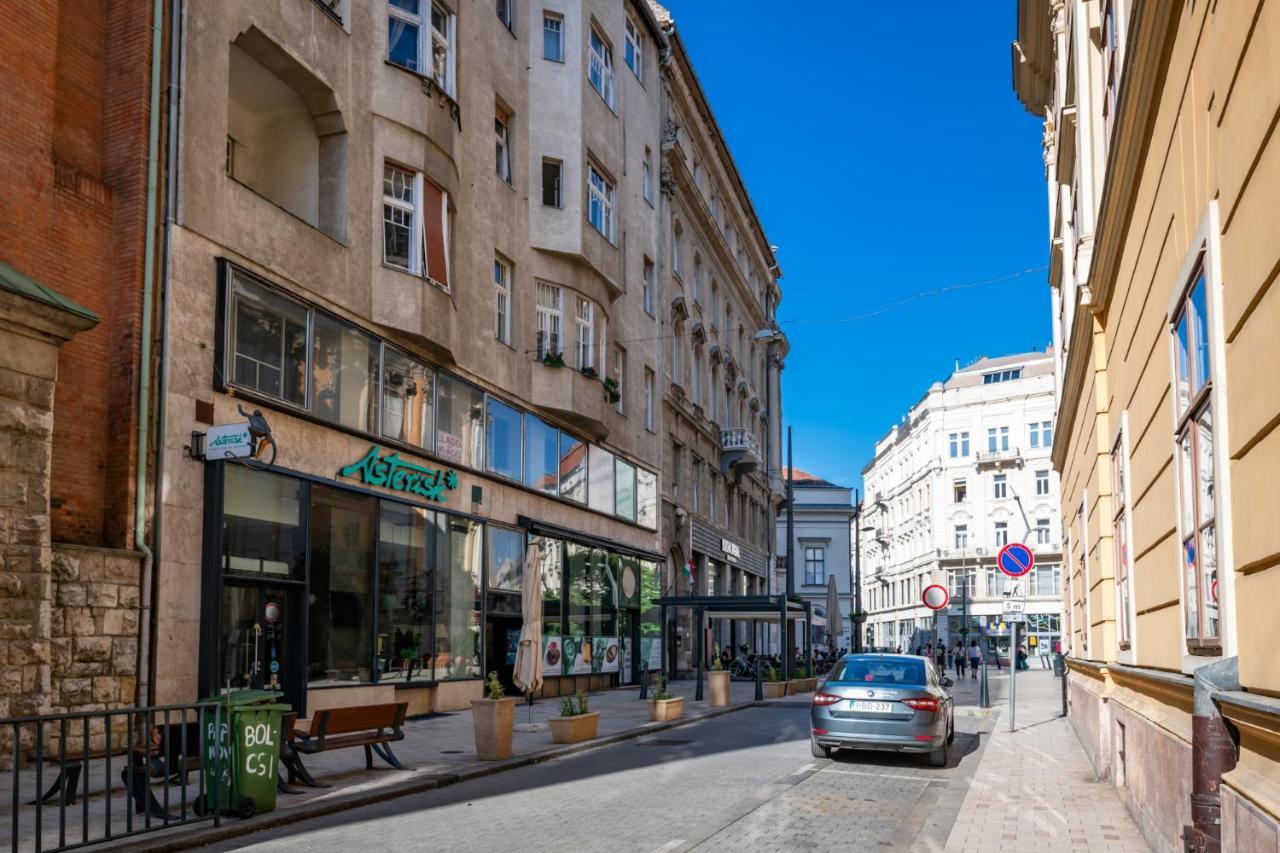 Vintage Home Next To Central Market Hall Budapest Luaran gambar